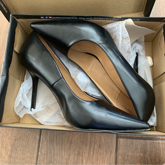Anne Michelle Flora 1 Black Classic Pumps sz 10 - Picture 1 of 9